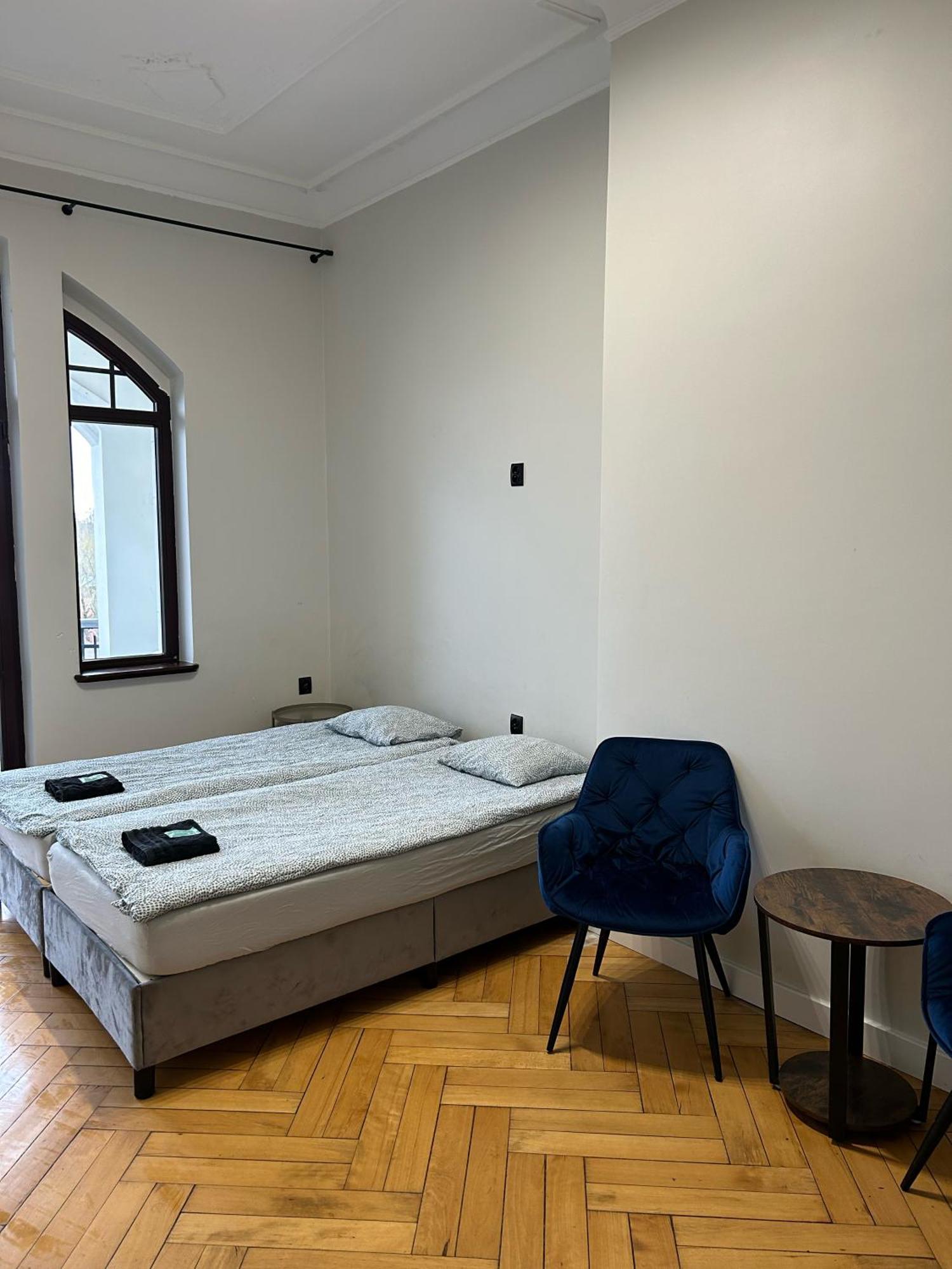 Kopernik Premium Rooms Apartment Torun Bilik gambar